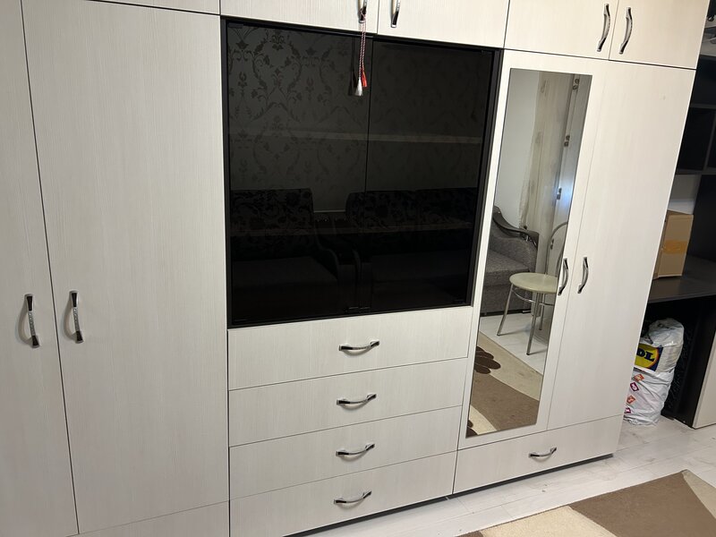 Metalurgiei, metrou Dimitrie Leonida