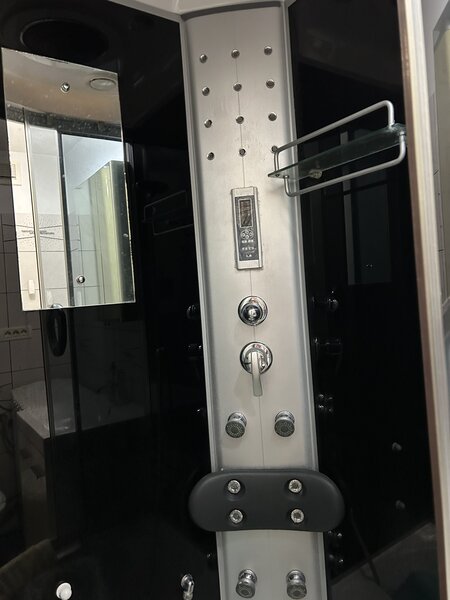 Metalurgiei, metrou Dimitrie Leonida