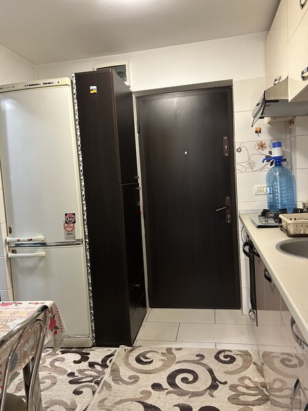 Metalurgiei, metrou Dimitrie Leonida